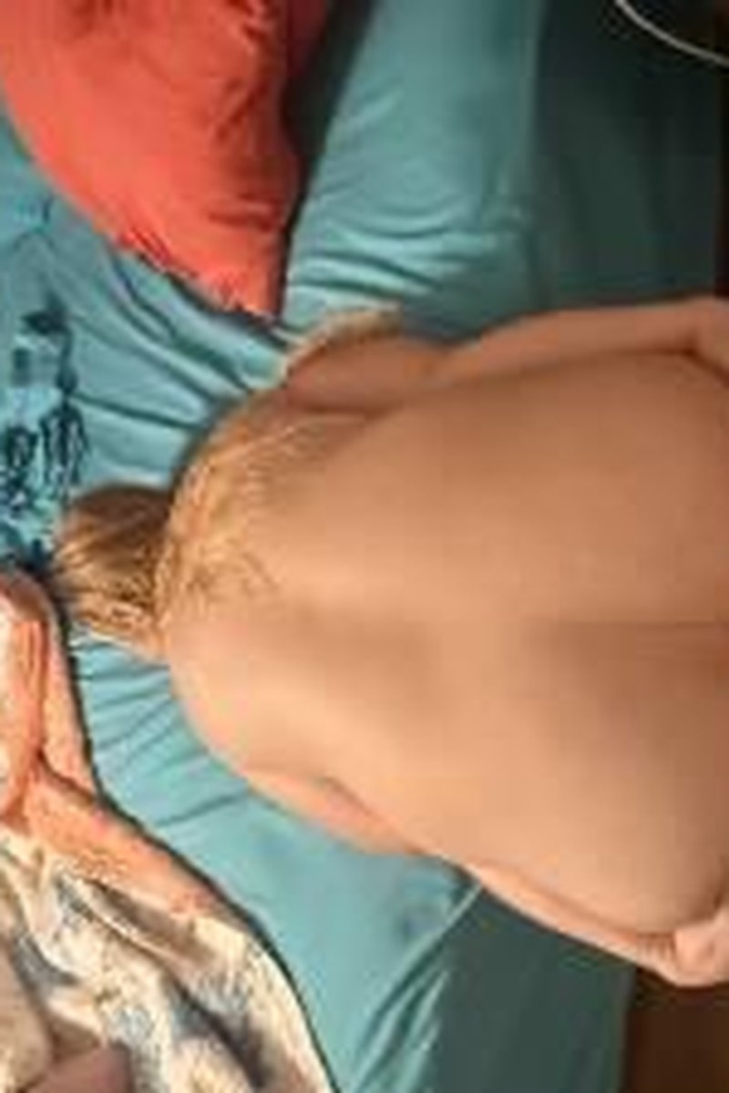 Bubbles Spread Wide Open - Screenshot 1 of 4 - Ass Fetish