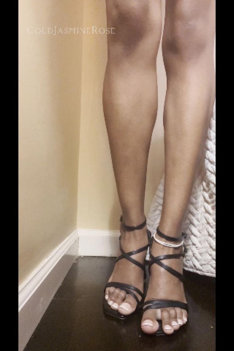 High Heels - Screenshot 1 of 4 - Black