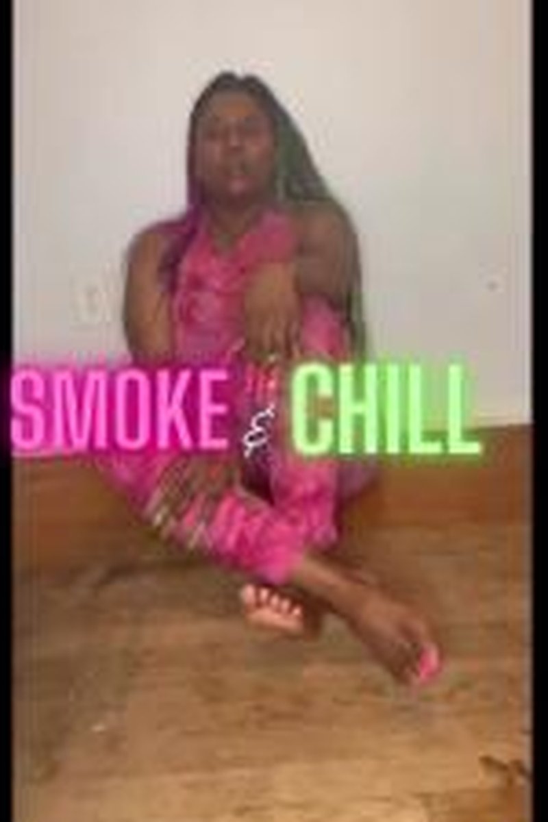 Smoke&Chill - Screenshot 1 of 4 - BBW