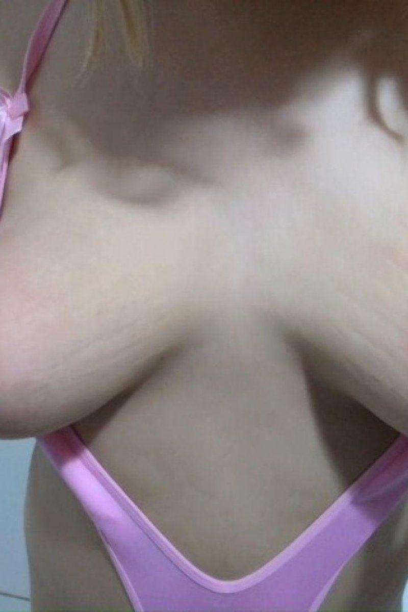 Nipple Play - Screenshot 1 of 4 - Boobsworship