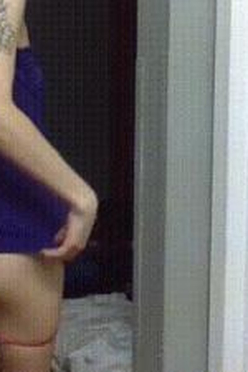 Twerking And Dancing - Screenshot 1 of 4 - Ass Fetish