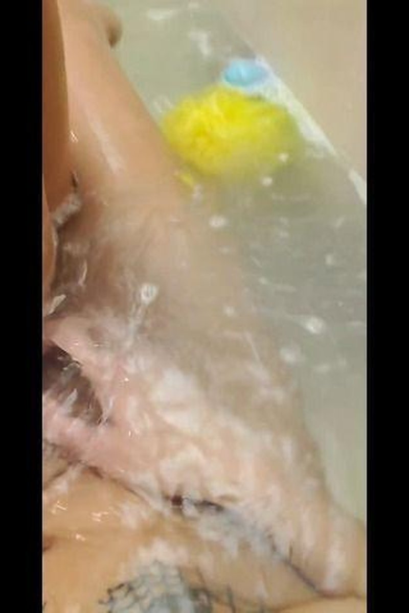 Bath Time - Screenshot 1 of 4 - Bathroom