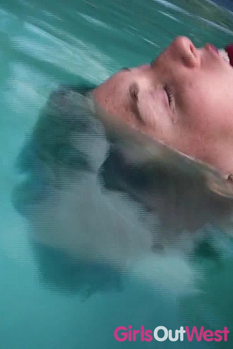 Arial - Tragedy - Screenshot 1 of 4 - Freckles