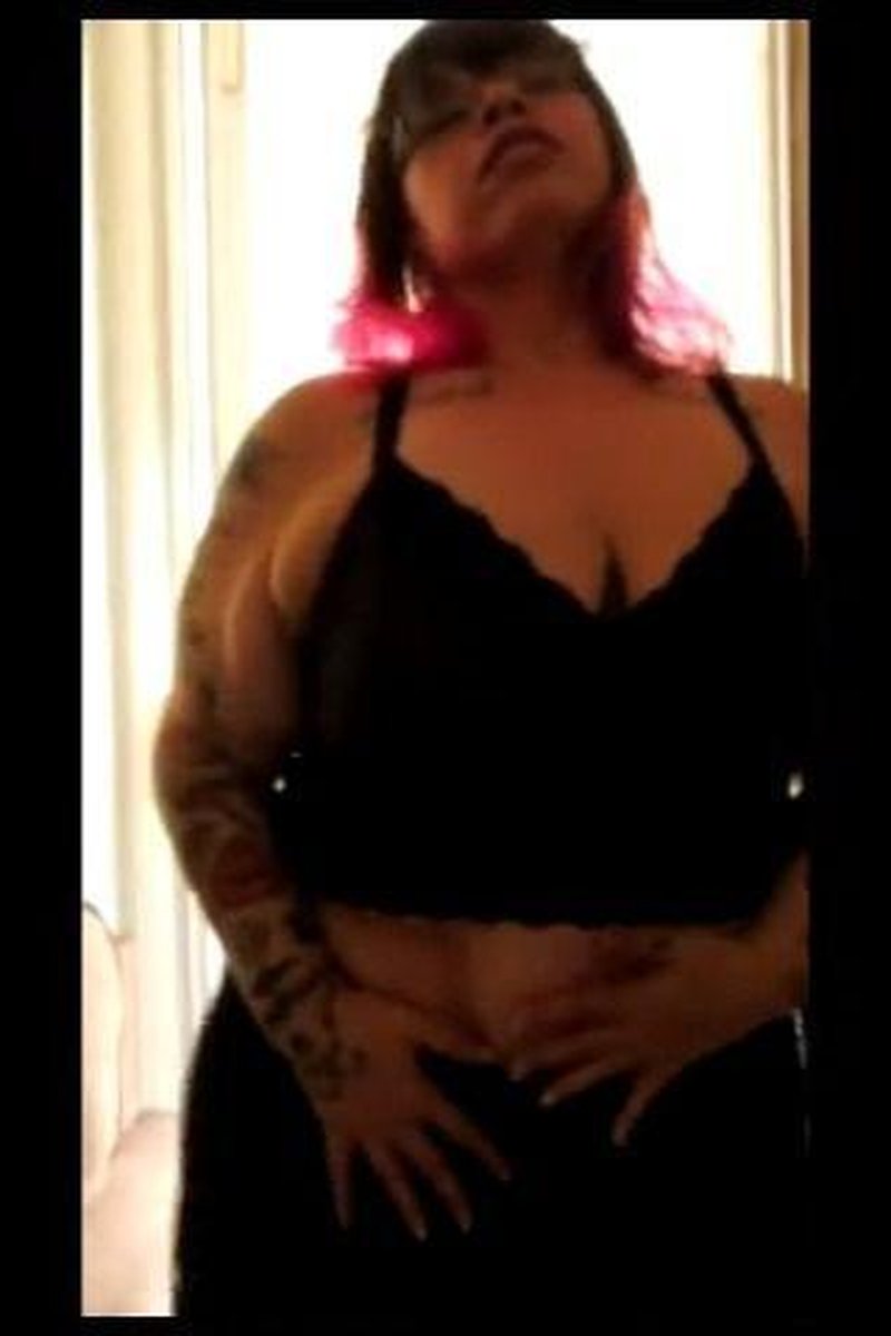 Dancing - Screenshot 1 of 4 - BBW