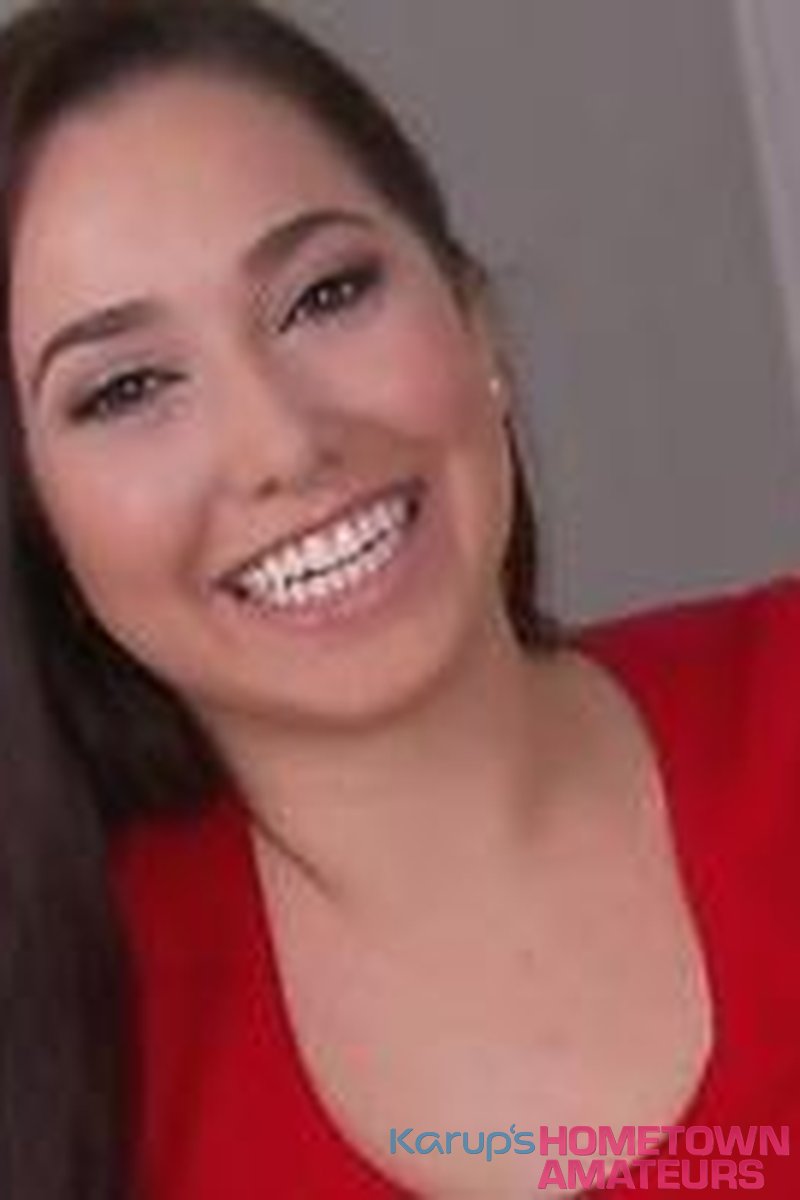 Karlee Grey - Screenshot 1 of 4