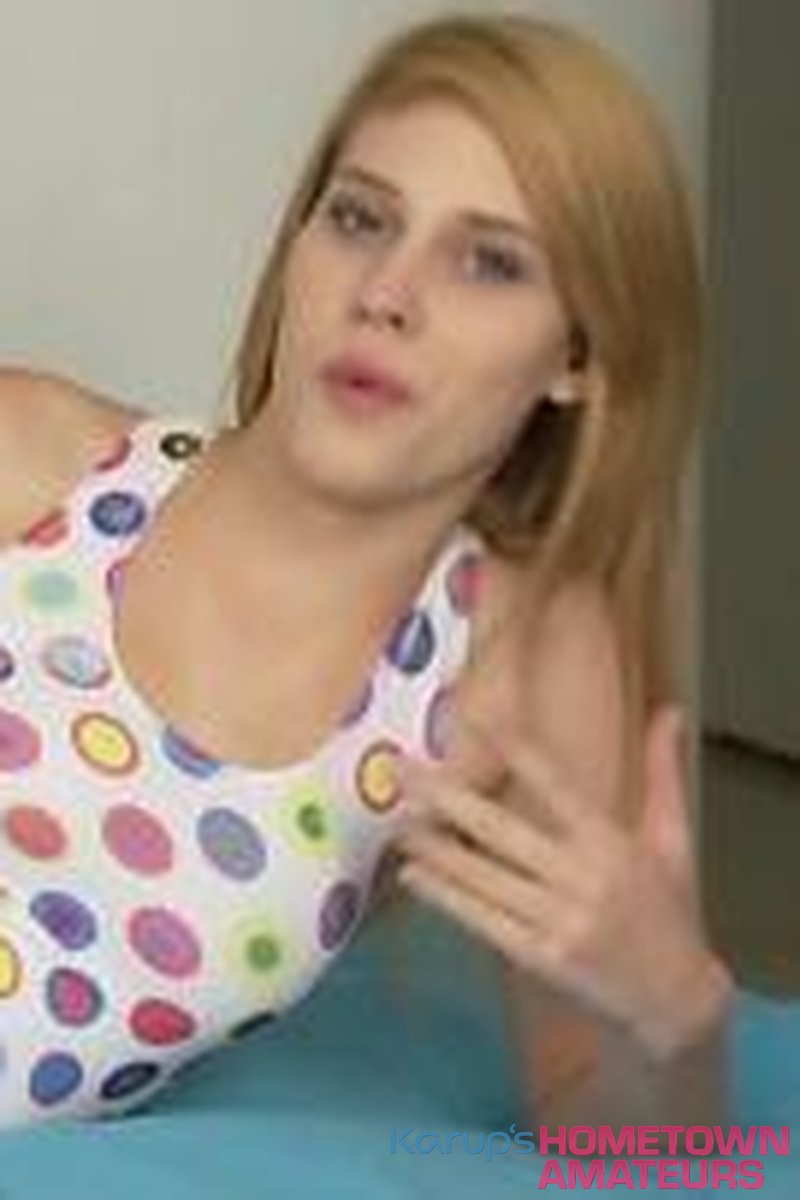 Bella Young - Screenshot 1 of 4
