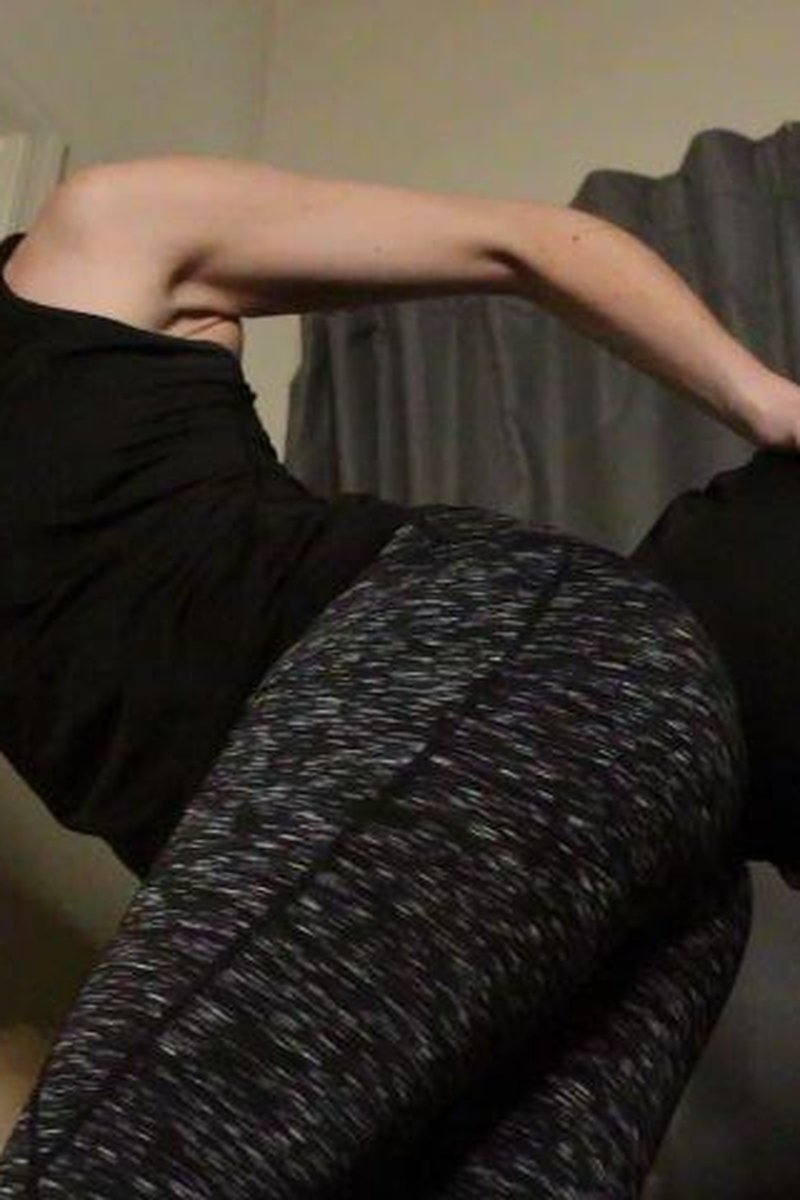 Fart Sniffing Loser - Screenshot 1 of 4 - Ass Fetish