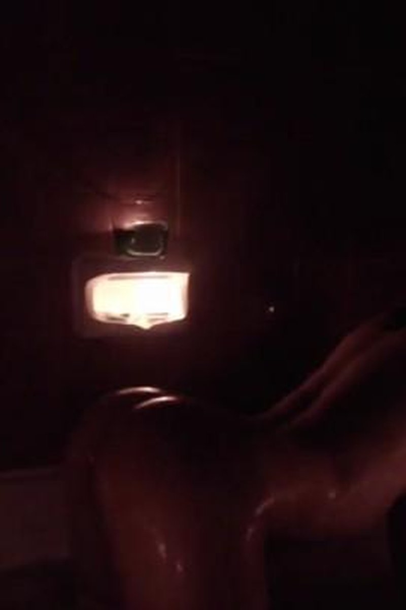 Candlelight - Screenshot 1 of 4 - Babes