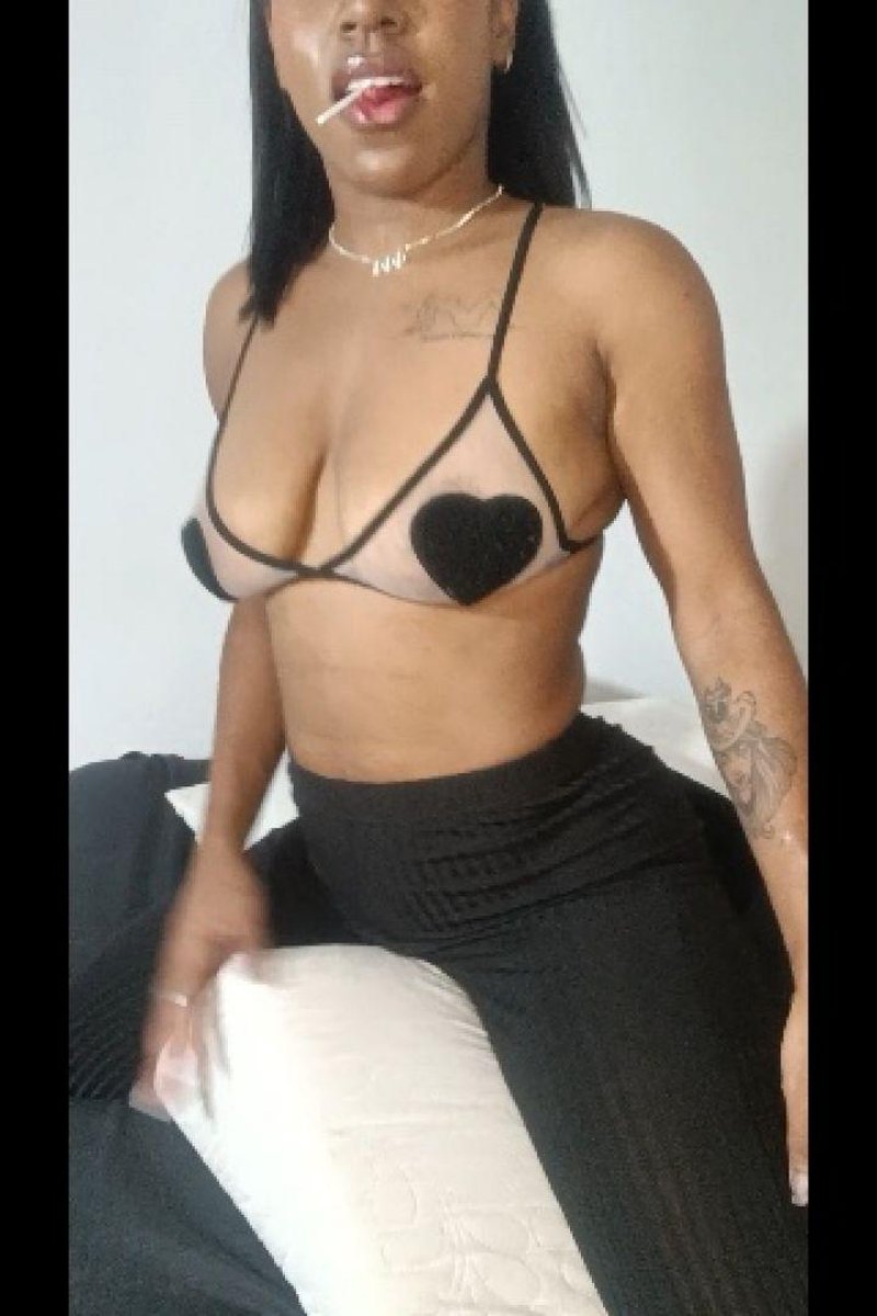 So Horny - Screenshot 1 of 4 - Addiction Fetish