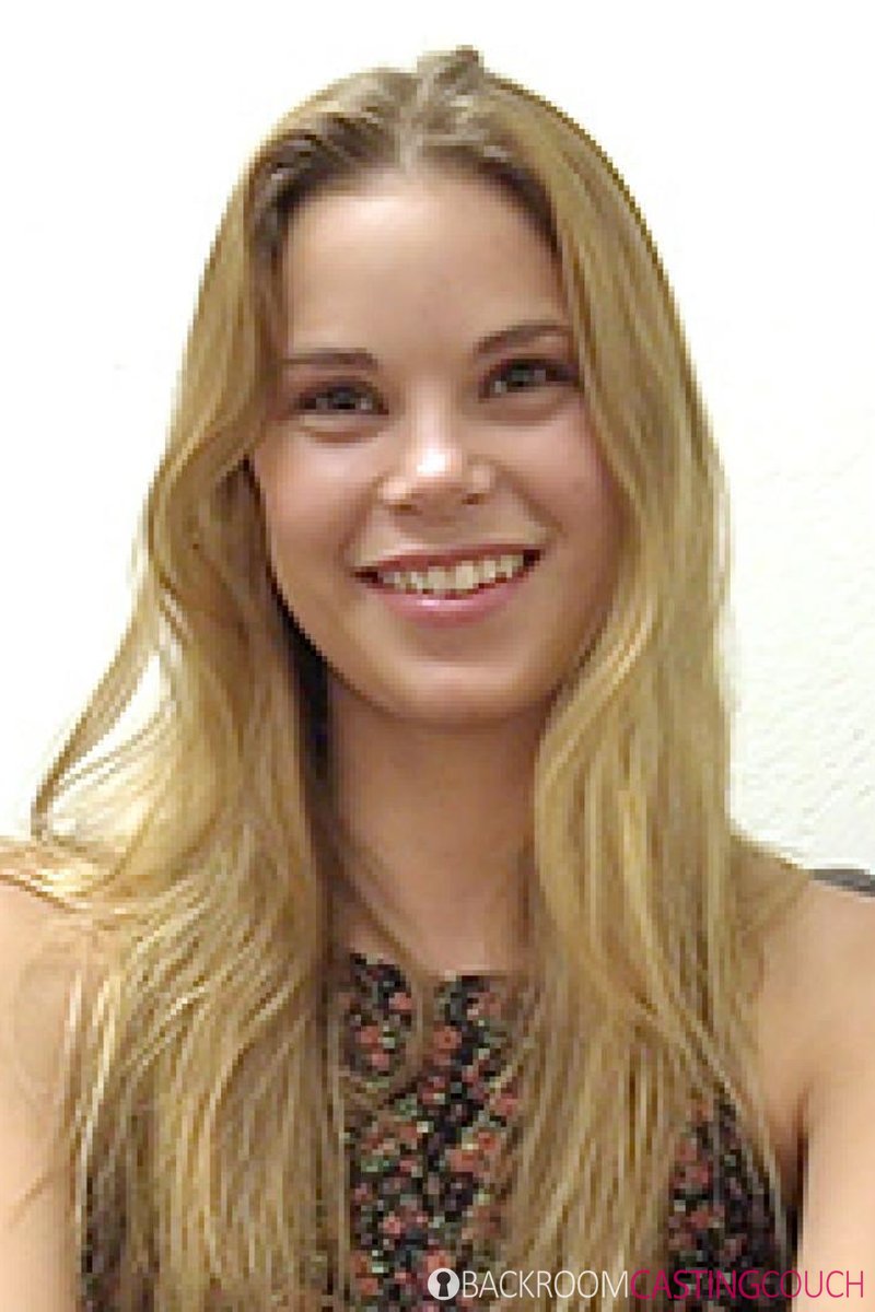 Candace - Screenshot 1 of 4 - Anal