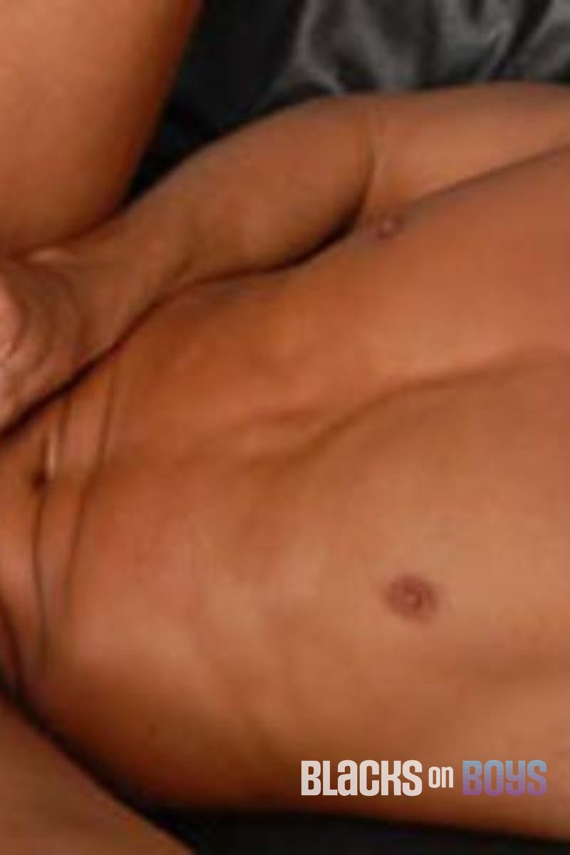 Travis - Screenshot 1 of 4 - Anal