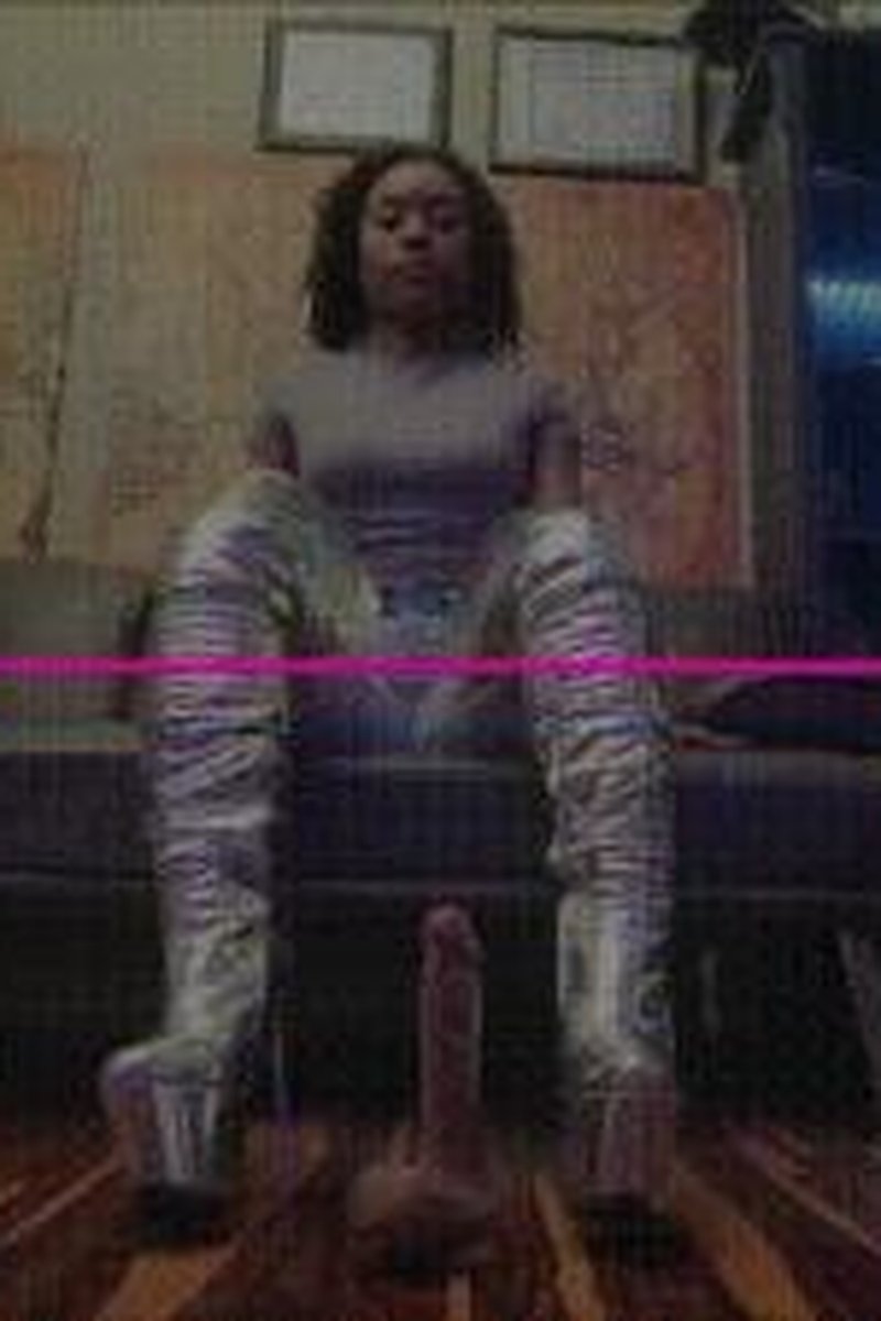Silver Thigh Boot Cbt - Screenshot 1 of 4 - Boots