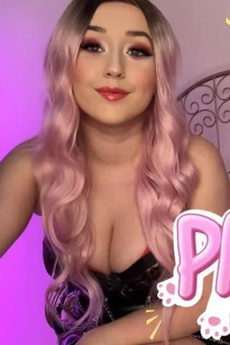 Pet Praise - Screenshot 1 of 4 - Goddess K1tty