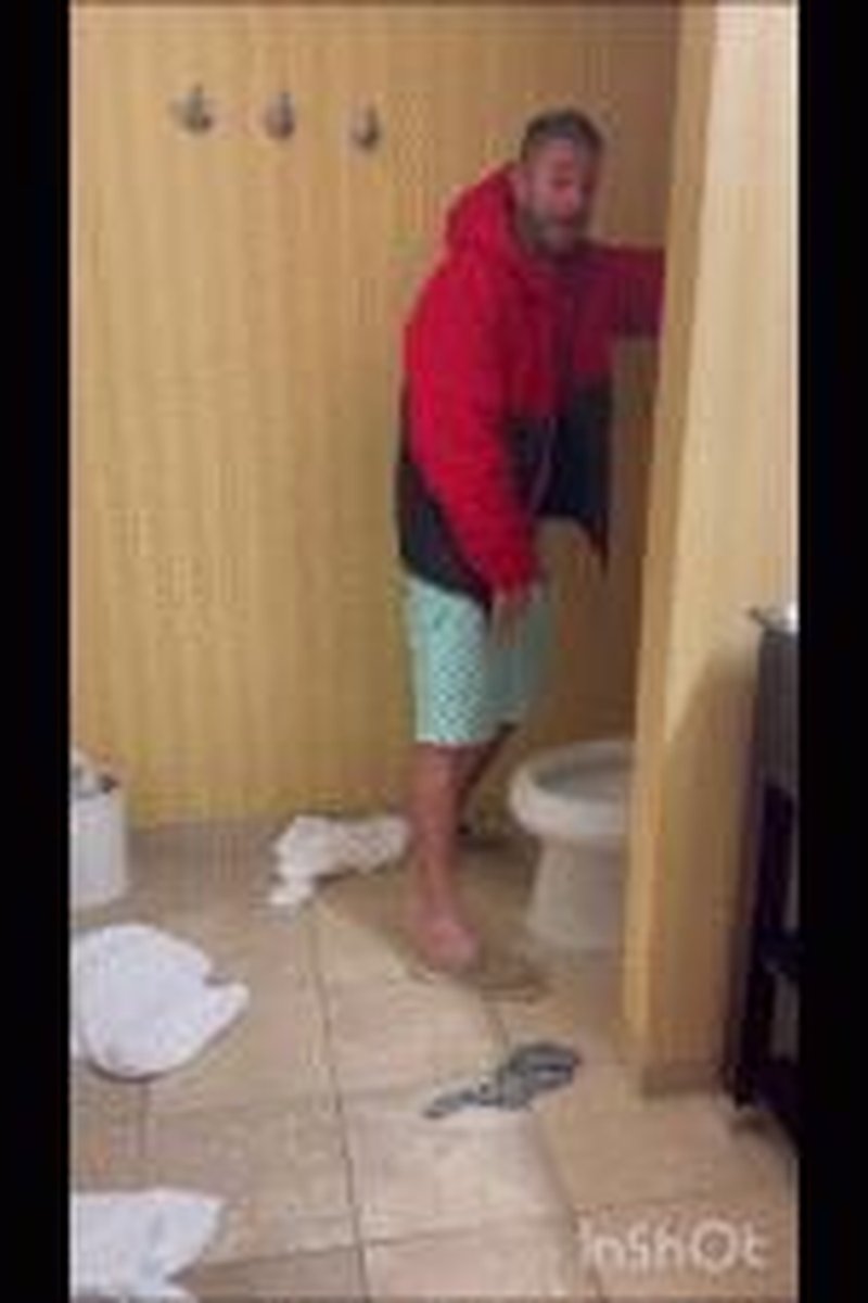 Help Me - Screenshot 1 of 4 - Big Balls