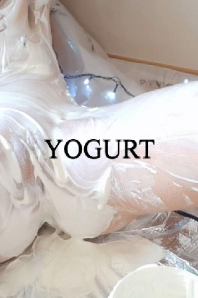 Yogurt - Screenshot 1 of 4 - Blowjob