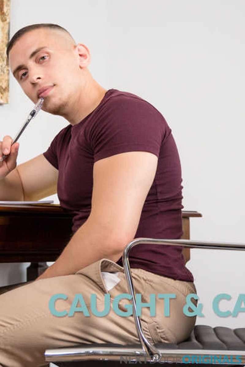 Caught & Called Out - Screenshot 1 of 4 - Amateur