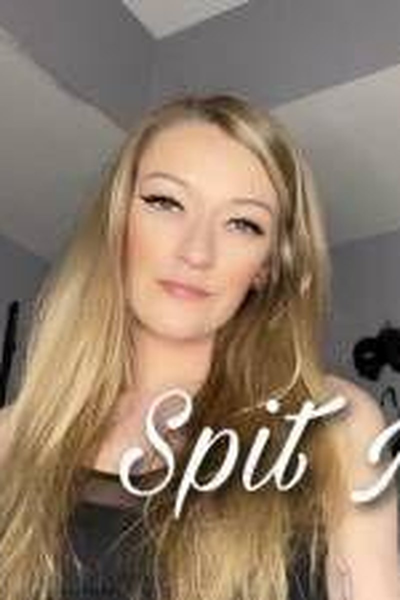 Spit Mask - Screenshot 1 of 4 - Blonde Hair (Female)