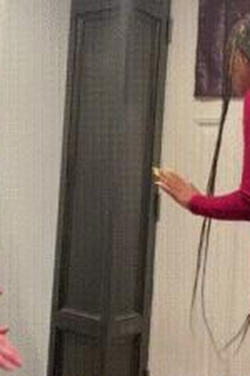 Model Turned Hostage - Screenshot 1 of 4 - Adult Role Play