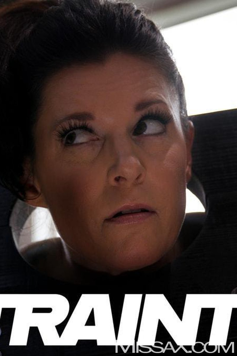 Restraint - Screenshot 1 of 4 - Blowjob