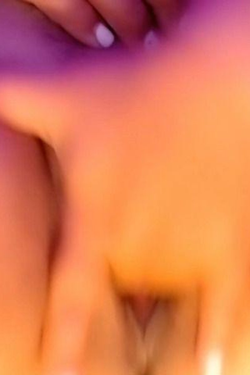 Close Up - Screenshot 1 of 4 - Pussy Play