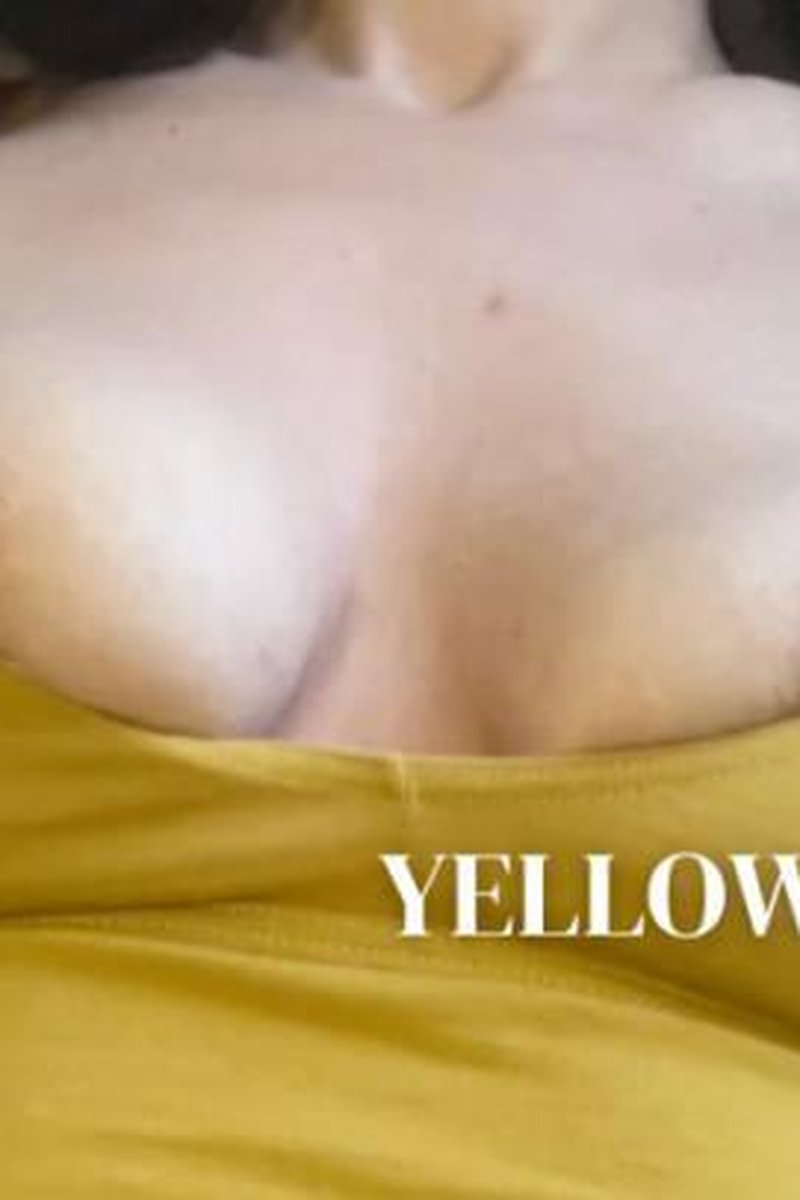 Yellow Mellow - Screenshot 1 of 4 - MILF (30+)