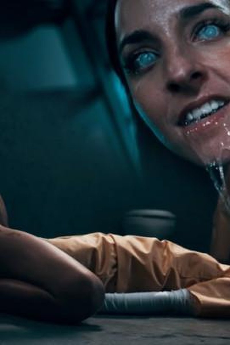 Caged - Screenshot 1 of 4 - Anal