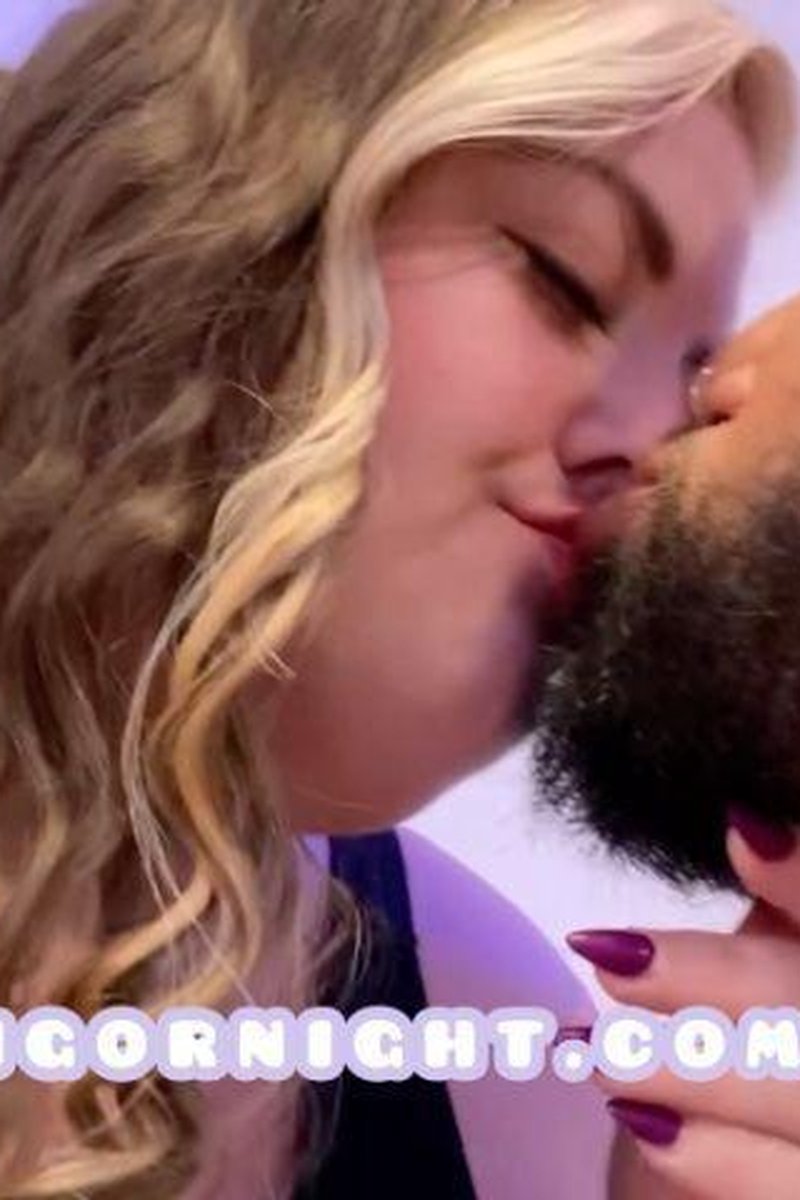 Make Out Session - Screenshot 1 of 4 - Bbwssbbw
