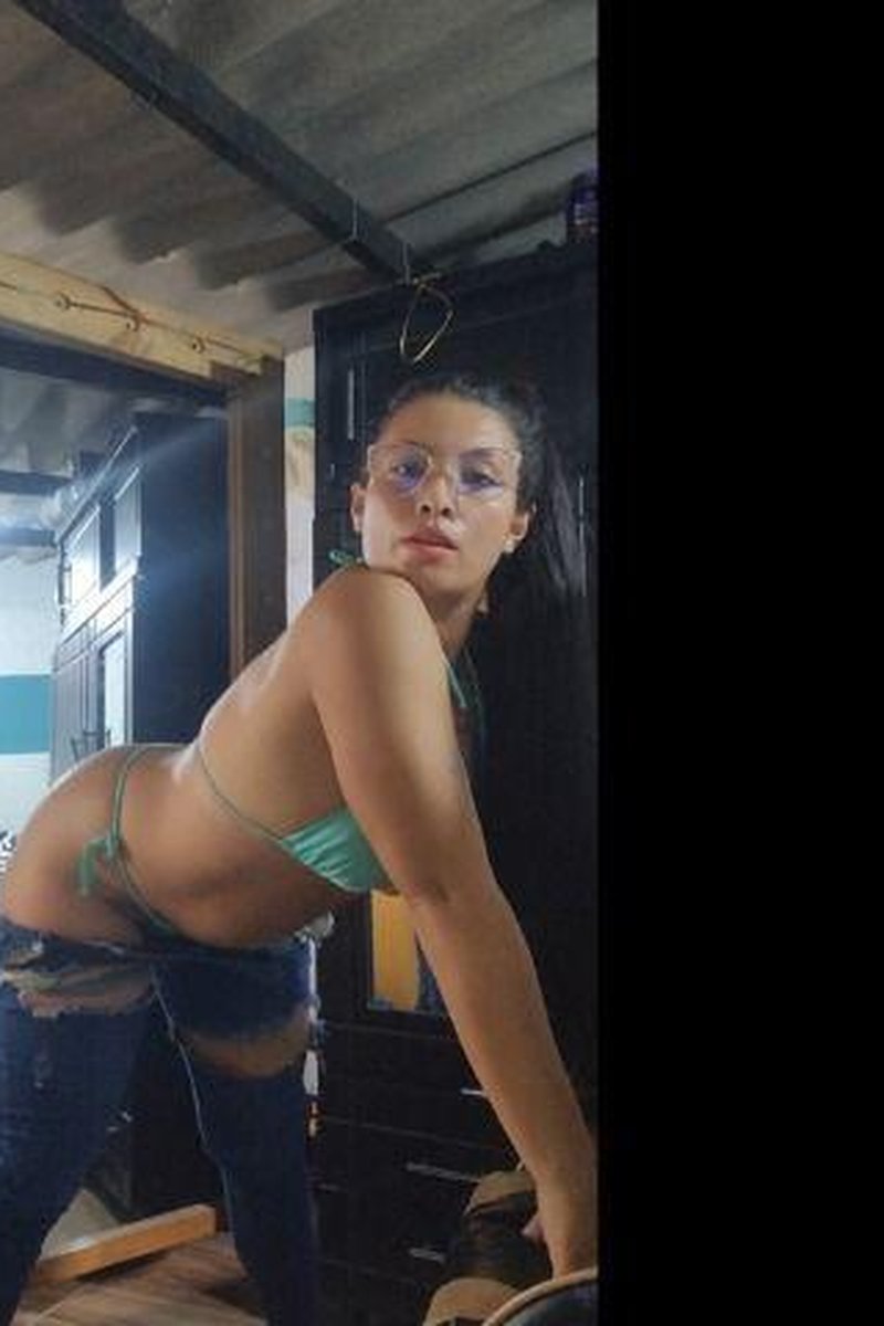 Afternoon Dancing - Screenshot 1 of 4 - Big Ass
