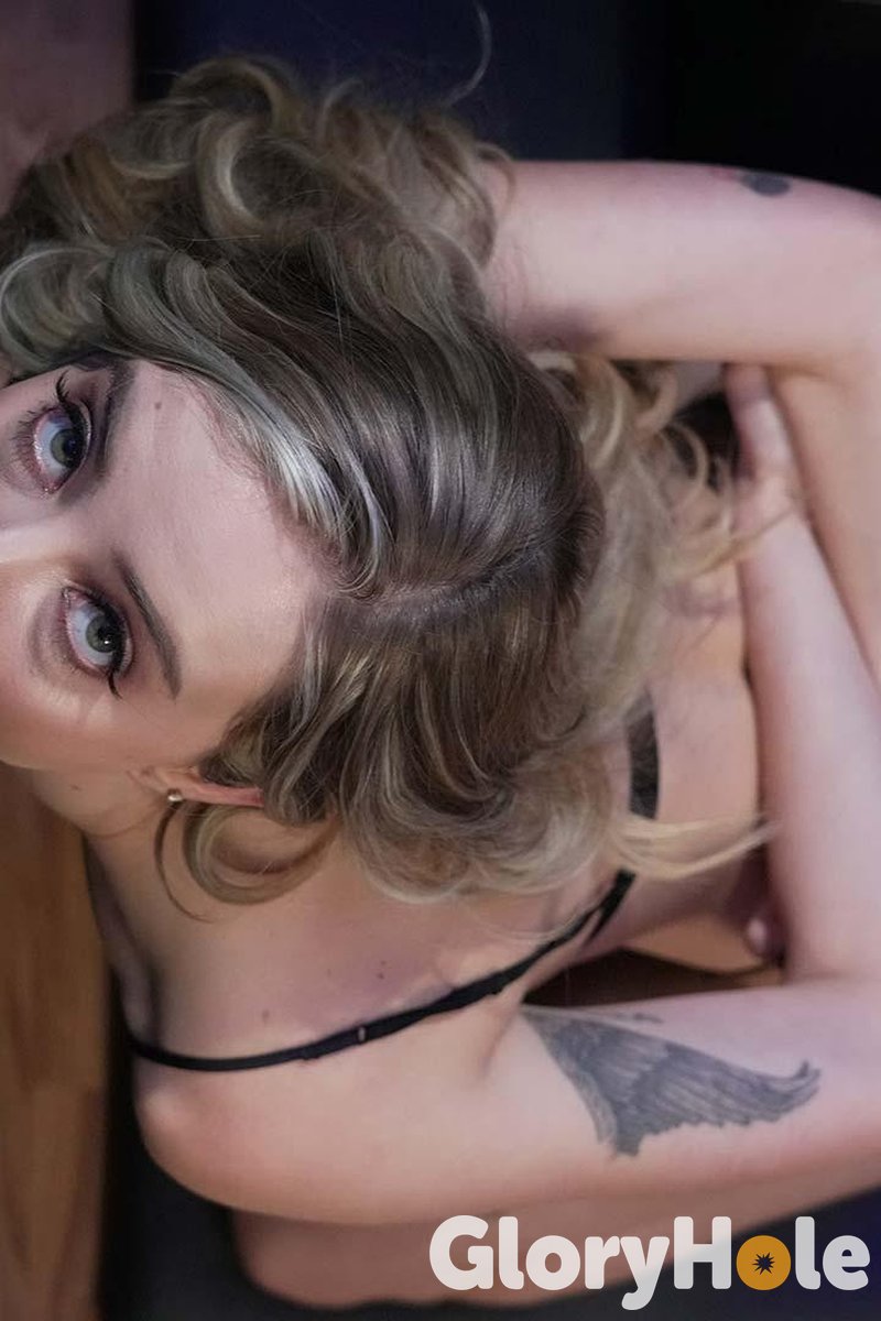 Haley Reed - Screenshot 1 of 4 - Anal