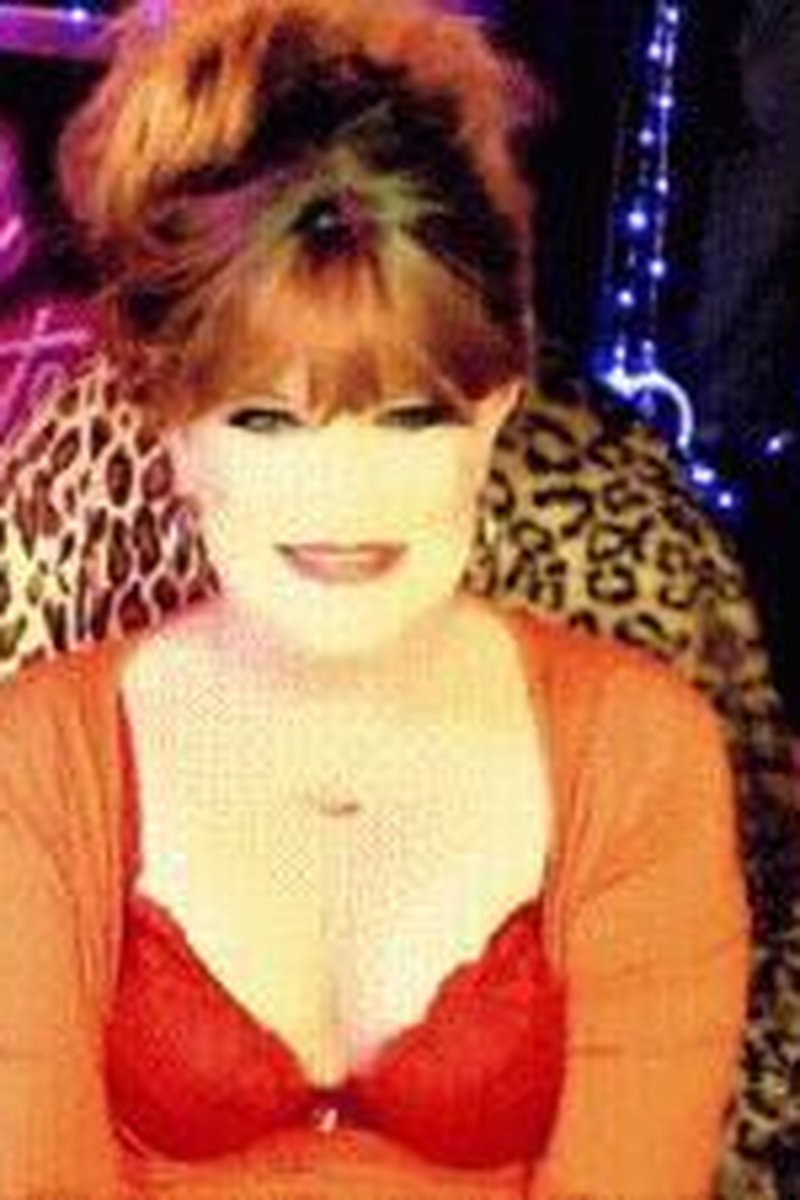 Nylons! - Screenshot 1 of 4 - Transgender