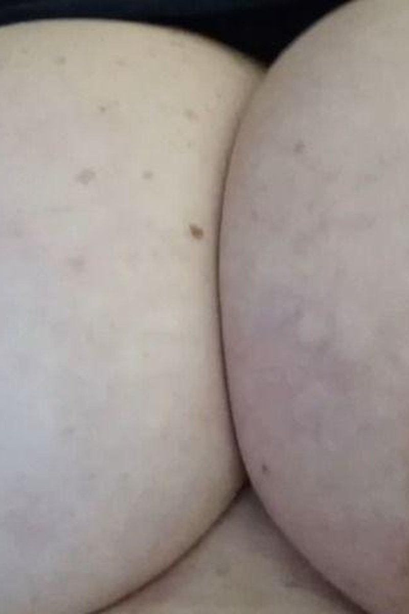 Massive Titty Pillows - Screenshot 1 of 4 - Amateur