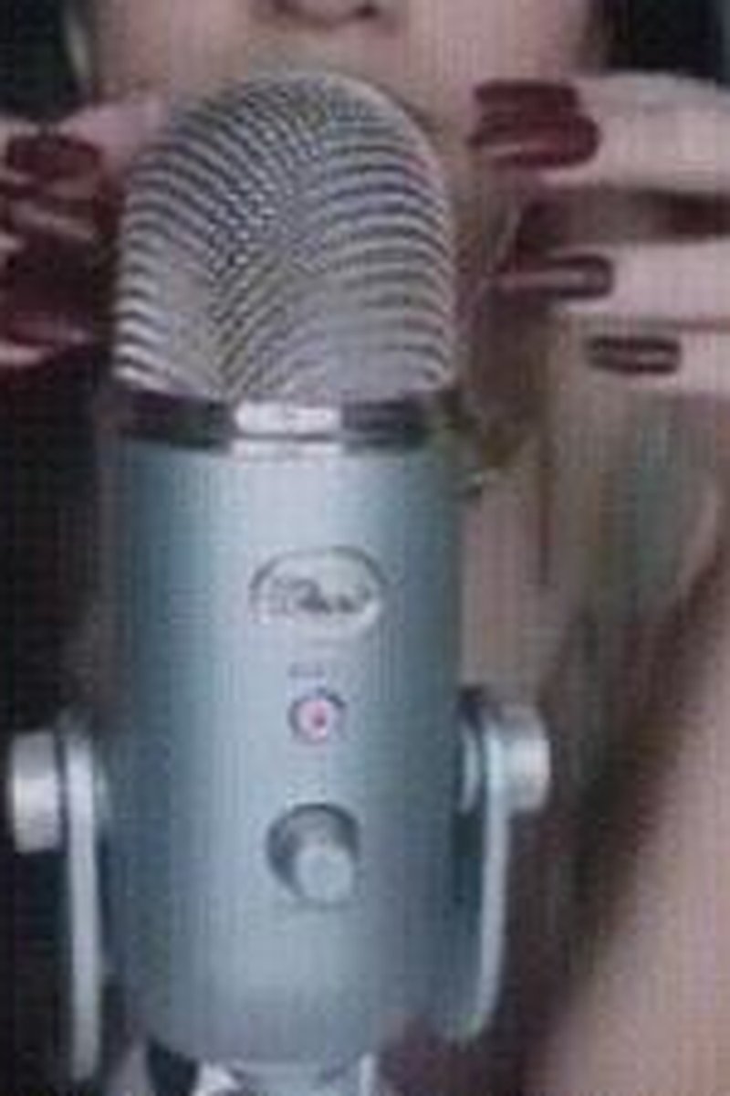 Tapping Microphone - Screenshot 1 of 4 - Finger Fetish