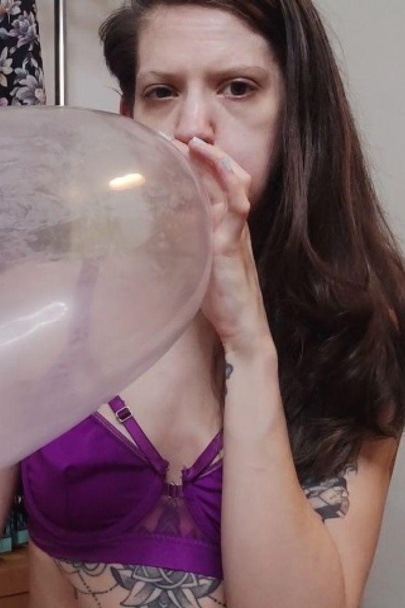 Condom Inflation - Screenshot 1 of 4 - British