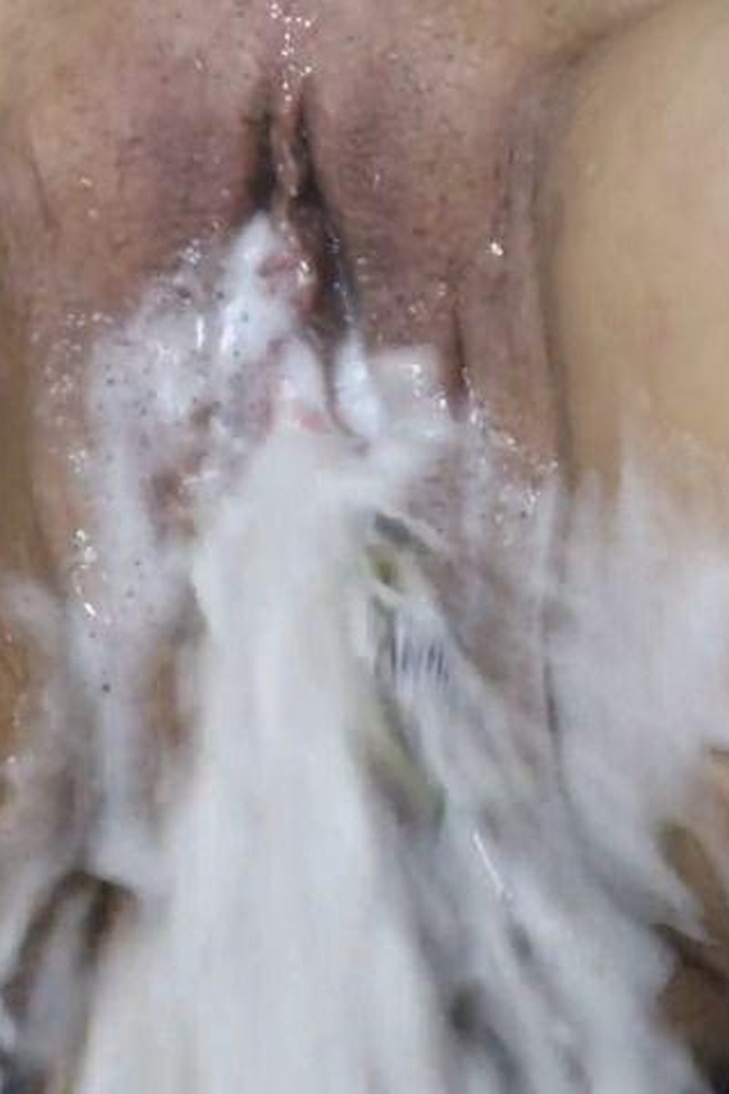 Big Squirts For **** - Screenshot 1 of 4 - Party