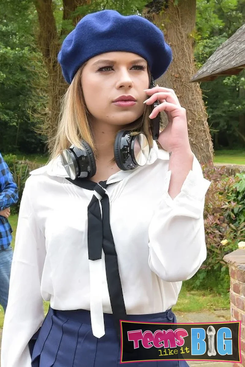 Manic Pixie Cream Girl - Screenshot 1 of 4 - All Sex