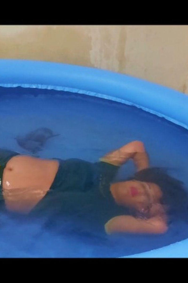 Underwater Convulsion - Screenshot 1 of 4 - BDSM