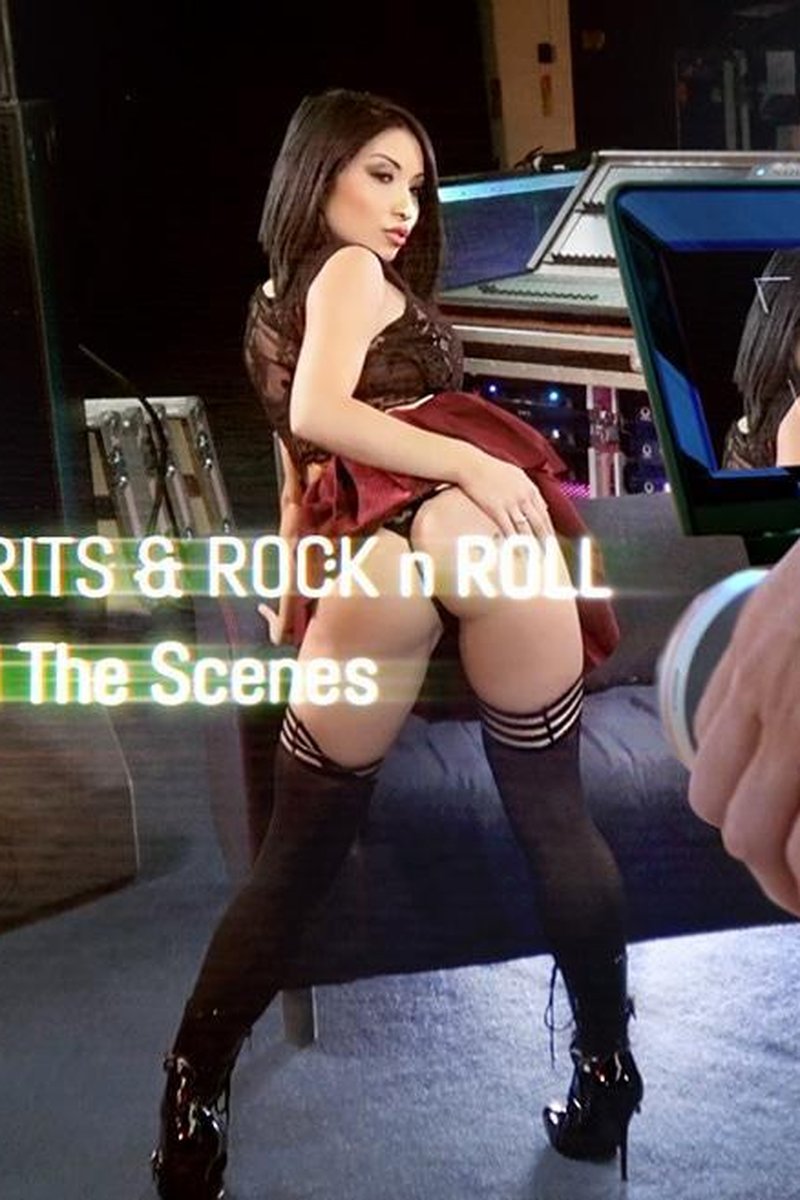 Backstage, Sex Brits & Rock & Roll - Screenshot 1 of 4 - Extras