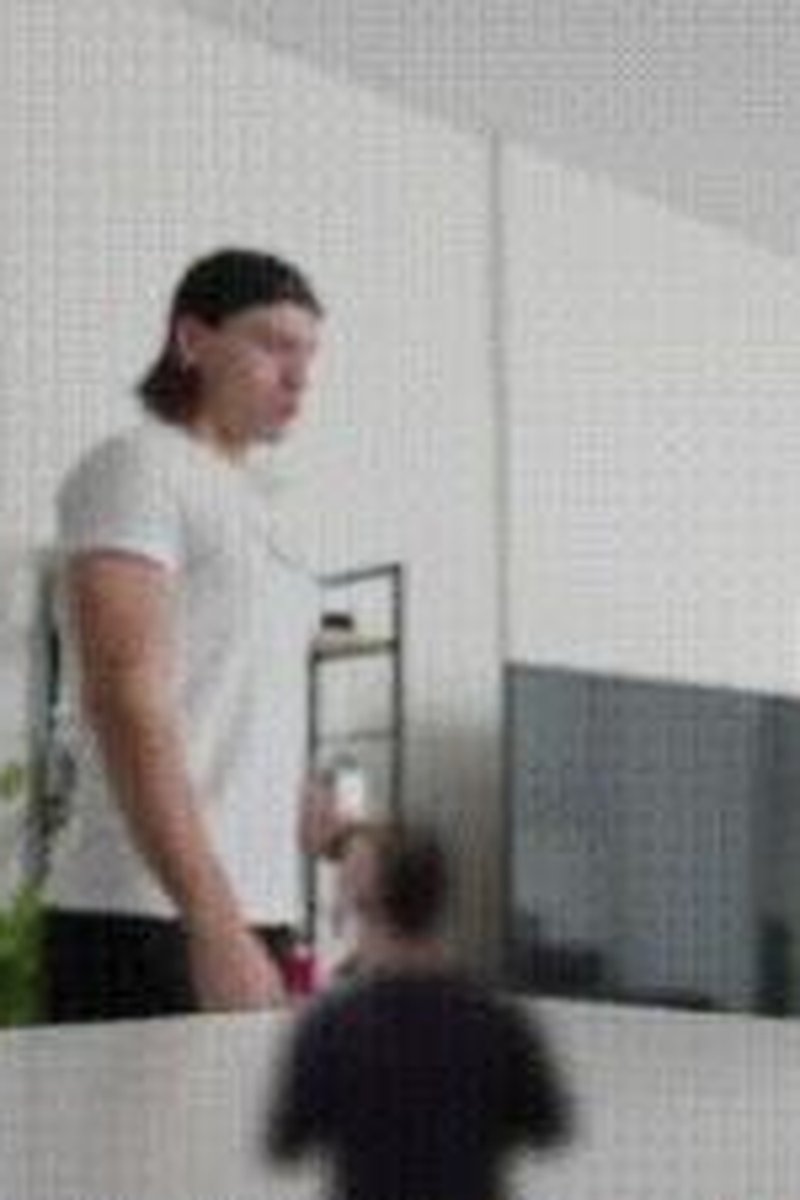 Josh Tableman - Screenshot 1 of 4 - Foot Fetish