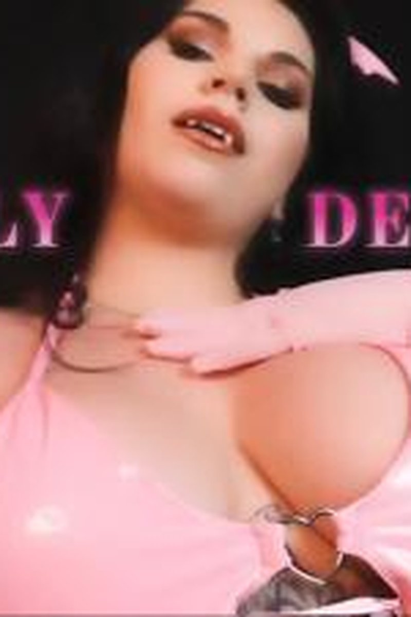 Divinely Devoured - Screenshot 1 of 4 - Ass Worship