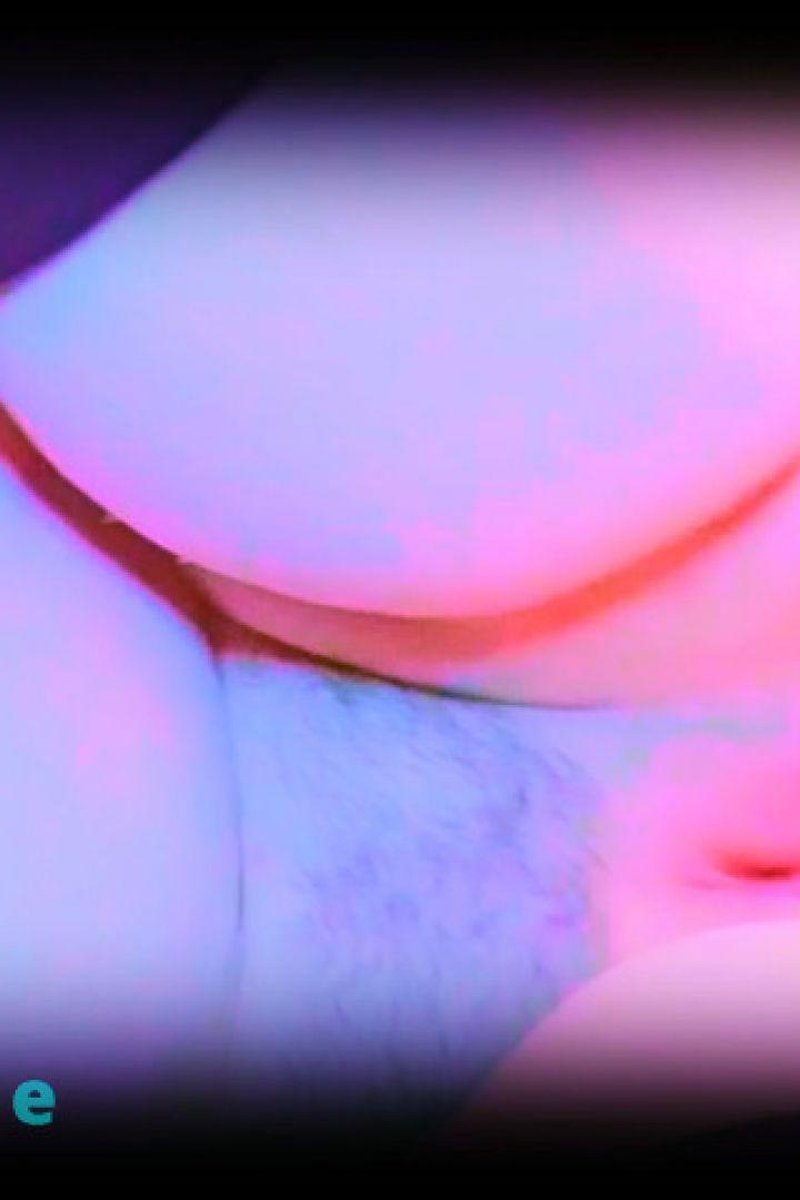 Plug N' Gape - Screenshot 1 of 4 - Anal