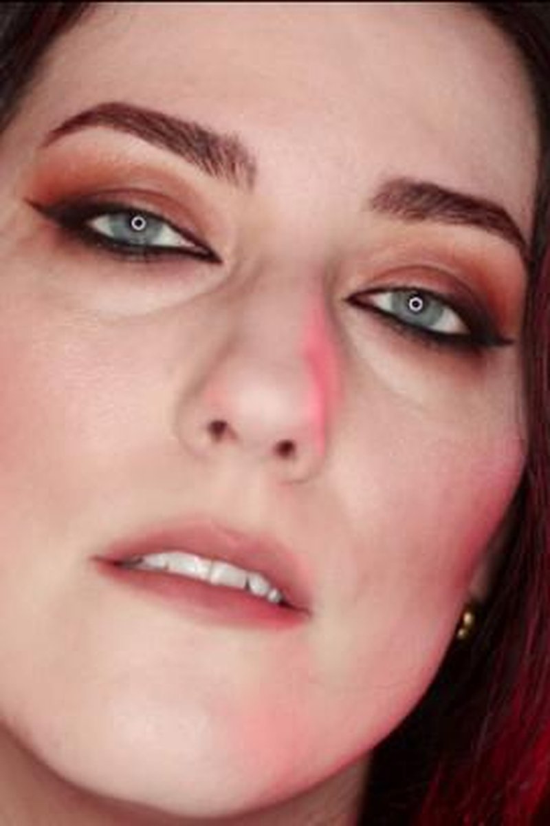 ASMR Repetition: Lick The Pussy - Screenshot 1 of 4 - Eye Contact
