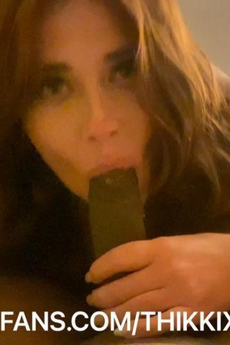 BBC Gets Sloppy Blow Job - Screenshot 1 of 4 - BBC