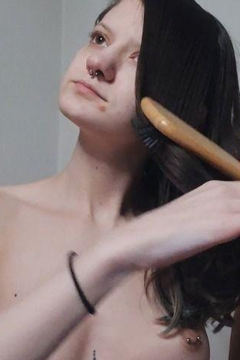 1000 Brushes - Screenshot 1 of 4 - Hair Brush