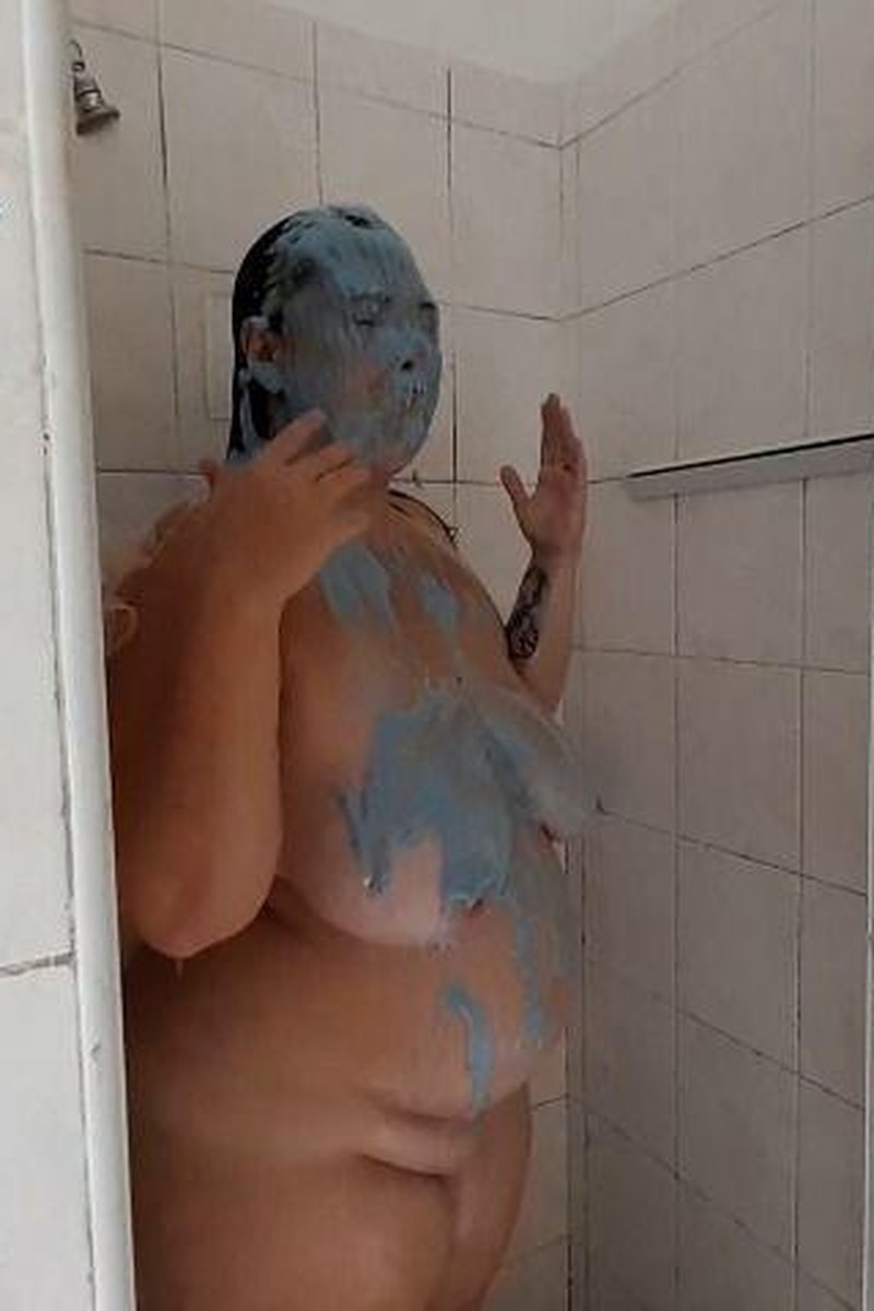 Unexpected Pie Attack - Screenshot 1 of 4 - Food