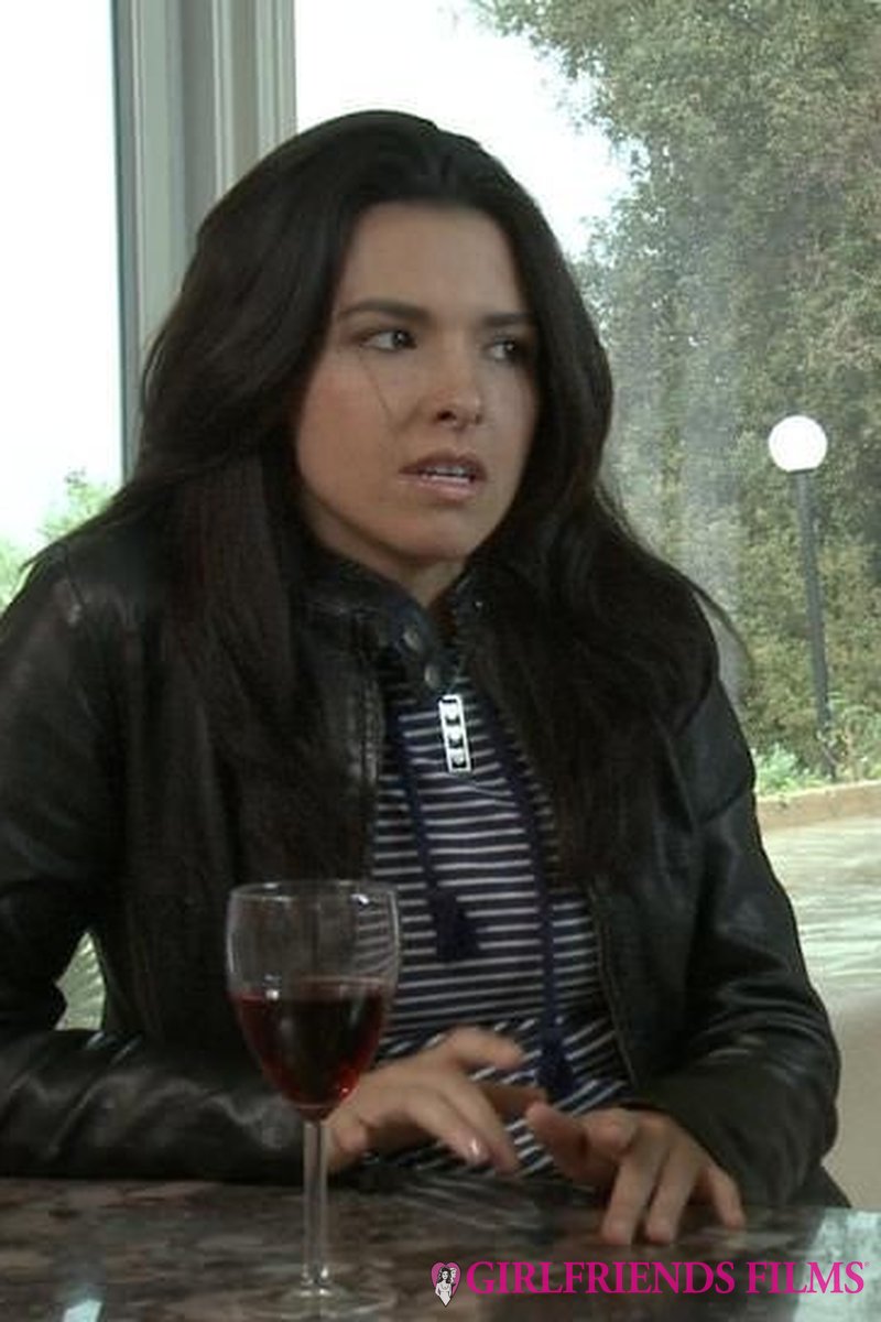 Web Exclusive - Scene 1092 Danica Dillon India Summer - Screenshot 1 of 4 - Brown Hair