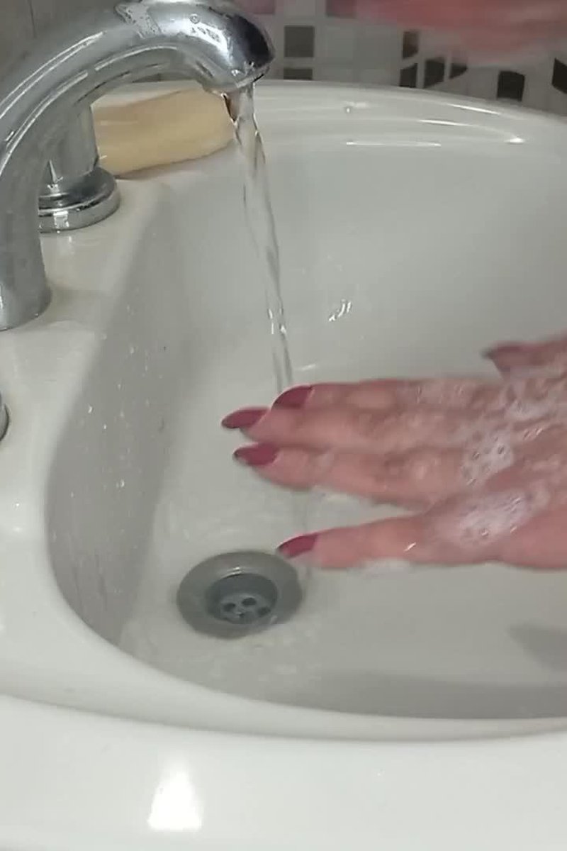 Soaping My Hands - Screenshot 1 of 4 - Body Worship