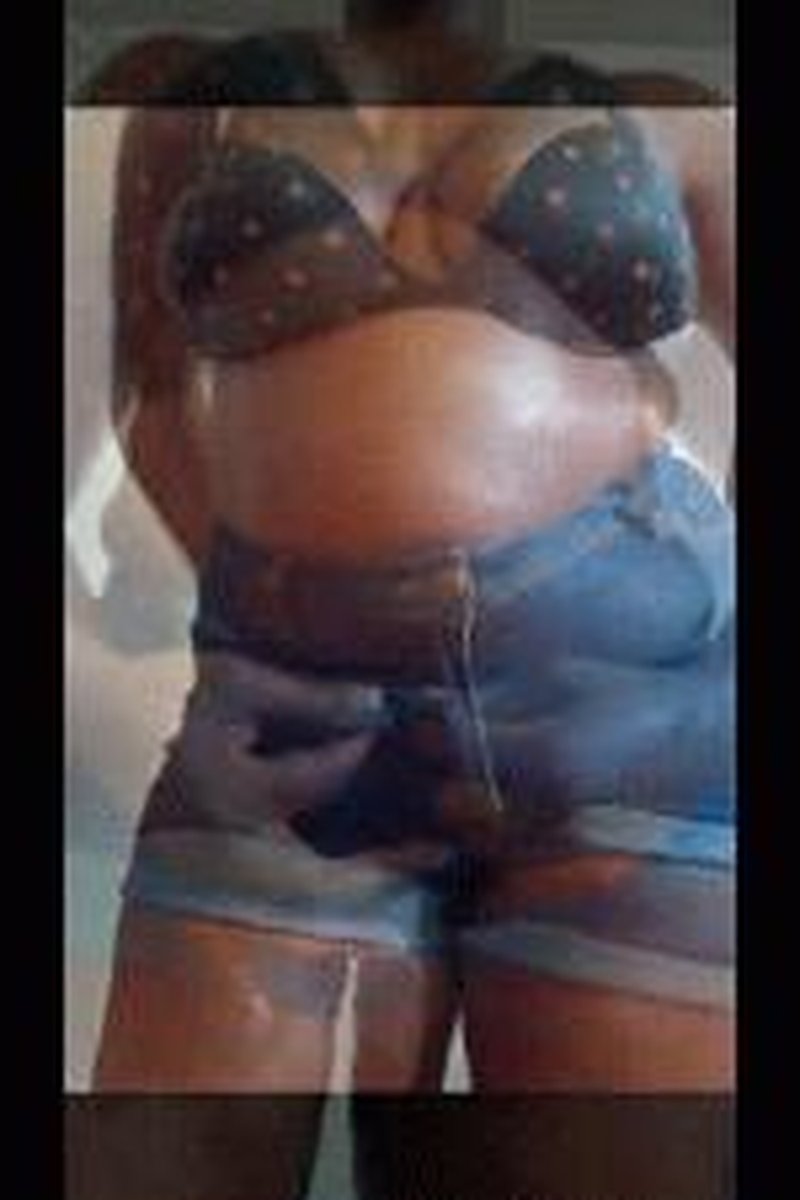 Goon For Denim Jeans Ebony BBW Jeans JOI - Screenshot 1 of 4 - Ass Crack