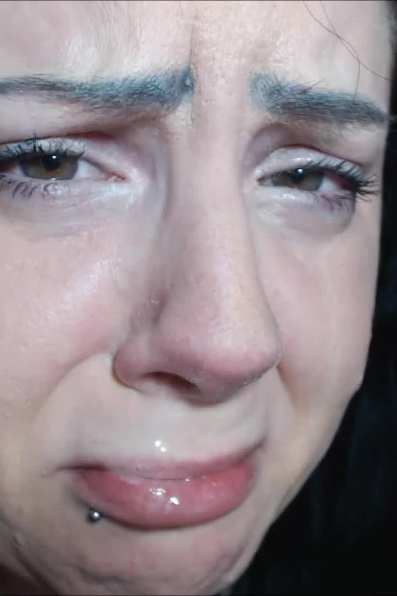 Snotty Crying Mess - Screenshot 1 of 4 - Eye Contact