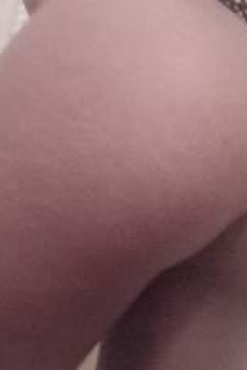 Butt Pic - Screenshot 1 of 4 - Big Ass