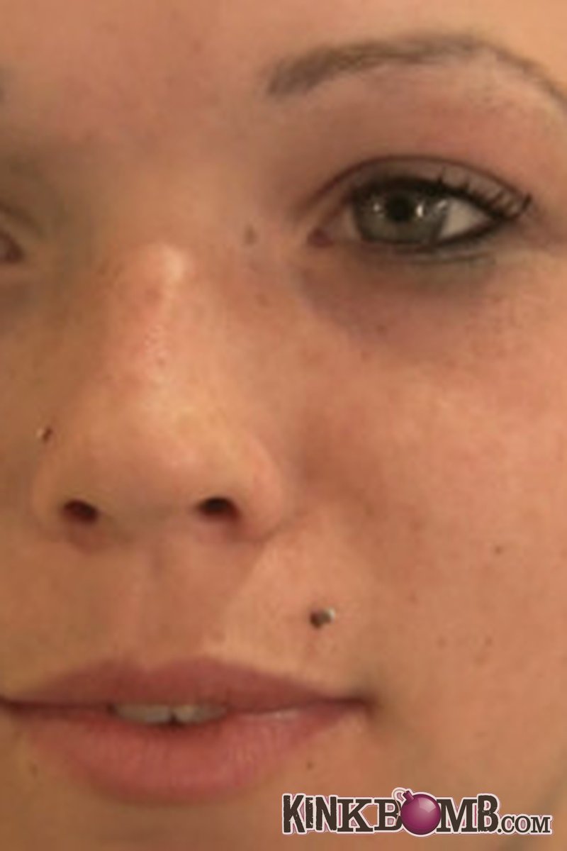 Princesspixie: Lotion Face Rub - Screenshot 1 of 4 - Bathroom